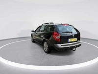 Renault laguna grand tour 2.0-16v tech line | 40-tz-rx - afbeelding 19 van  25