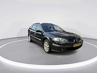 Renault laguna grand tour 2.0-16v tech line | 40-tz-rx - afbeelding 23 van  25