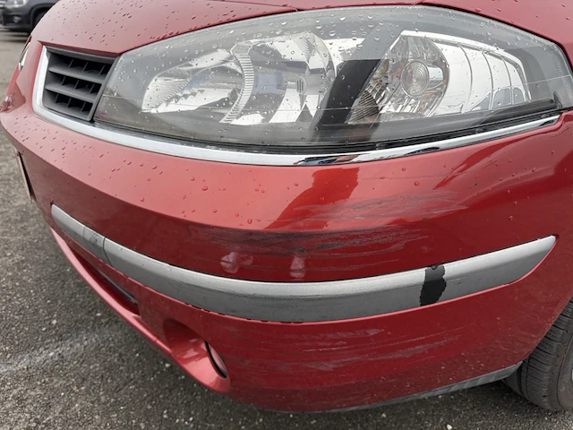 Renault laguna sw 2 phase ii 2.0 turbo 16v initiale, 2005 - afbeelding 17 van  31