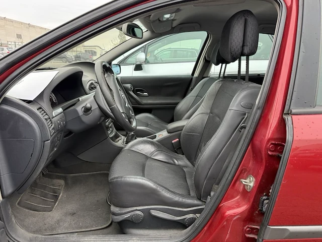 Renault laguna sw 2 phase ii 2.0 turbo 16v initiale, 2005 - afbeelding 29 van  31