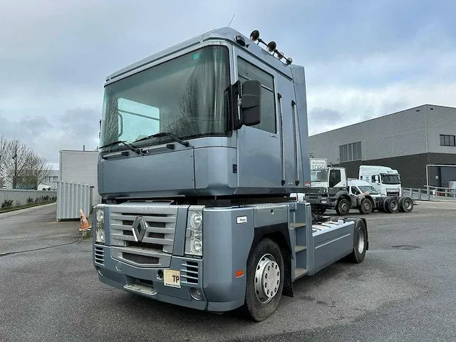 Renault magnum 440 dxi vrachtwagen - afbeelding 1 van  46