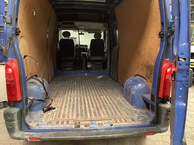 Renault master bedrijfswagen - afbeelding 8 van  12