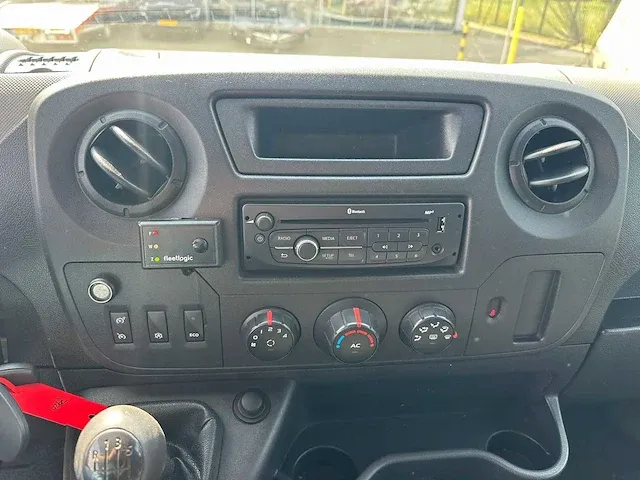 Renault master bedrijfswagen - afbeelding 3 van  12