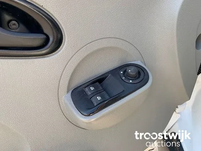Renault master combi t28 2.5dci l2h2 camper met zonnenpanelen! p-578-tr - afbeelding 25 van  46