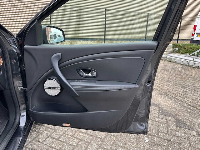 Renault master t28 2.5 dci 120pk 2007, 31-vhj-8 youngtimer bedrijfswagen - afbeelding 26 van  36