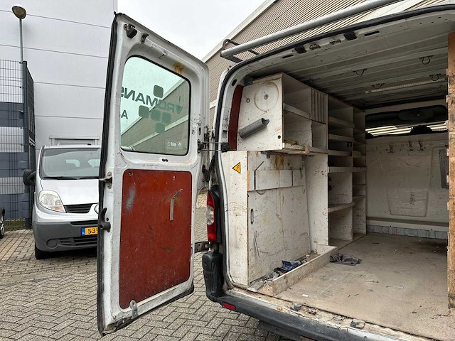 Renault master t28 2.5dci 114pk 2006, 23-bz-xl youngtimer - afbeelding 11 van  34
