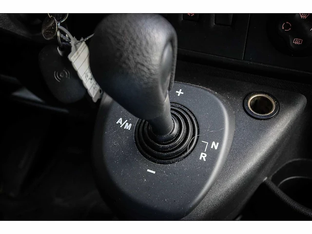 Renault master t35 2.3 dci l2h2 stop & start, v-321-nf - afbeelding 18 van  37
