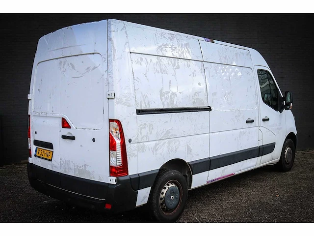 Renault master t35 2.3 dci l2h2 stop & start, v-321-nf - afbeelding 33 van  37