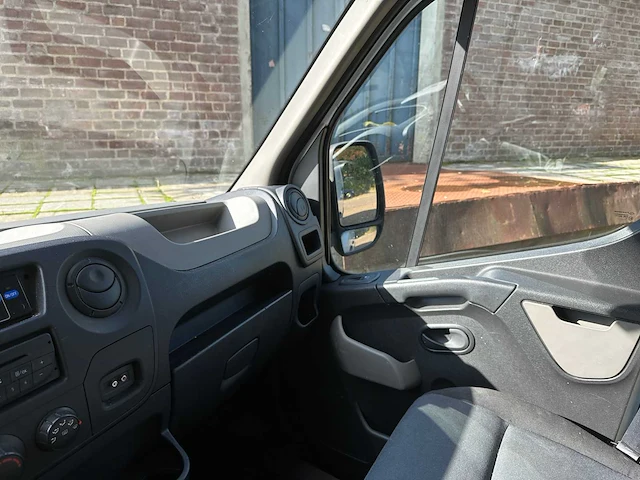 Renault master t35 2.3 dci l3h2 koelwagen 125pk 2011, 8-vnb-83 - afbeelding 15 van  38