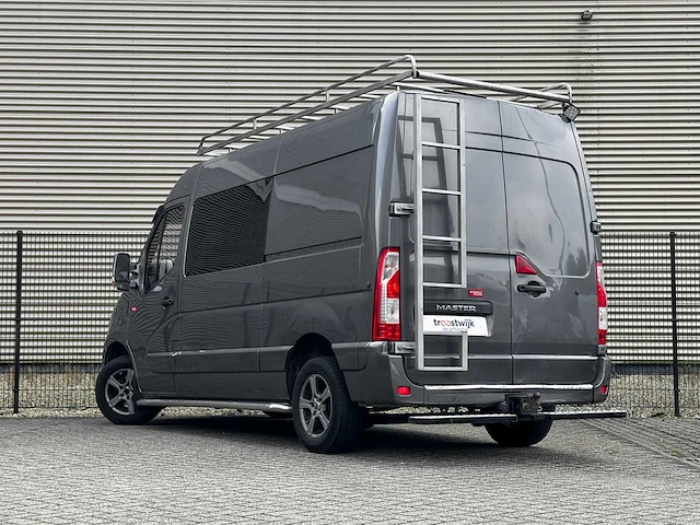 Renault master t35 2.3 dci stop & start 7-persoons 170pk 2017, v-716-bn bedrijfswagen - afbeelding 26 van  27
