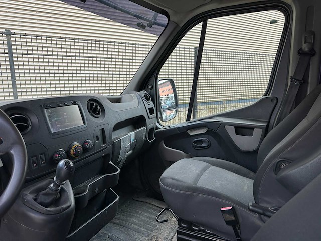 Renault master t35 2.3 dci stop & start 7-persoons 170pk 2017, v-716-bn bedrijfswagen - afbeelding 4 van  27