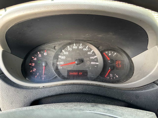 Renault master t35 2.3 dci stop & start 7-persoons 170pk 2017, v-716-bn bedrijfswagen - afbeelding 11 van  27