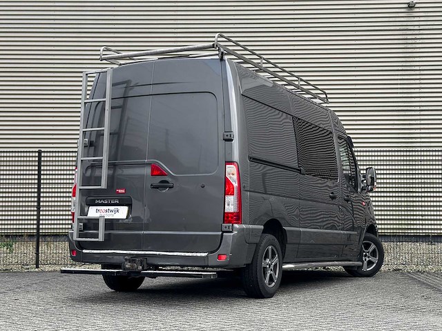 Renault master t35 2.3 dci stop & start 7-persoons 170pk 2017, v-716-bn bedrijfswagen - afbeelding 24 van  27