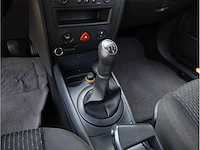 Renault mégane 1.4-16v dynamic comfort 2003, 18-lj-kj - afbeelding 9 van  24