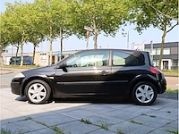 Renault mégane 1.4-16v dynamic comfort 2003, 18-lj-kj - afbeelding 12 van  24