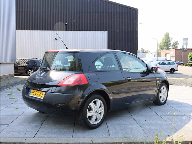 Renault mégane 1.4-16v dynamic comfort 2003, 18-lj-kj - afbeelding 20 van  24