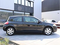 Renault mégane 1.4-16v dynamic comfort 2003, 18-lj-kj - afbeelding 21 van  24