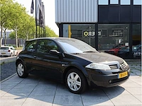 Renault mégane 1.4-16v dynamic comfort 2003, 18-lj-kj - afbeelding 22 van  24
