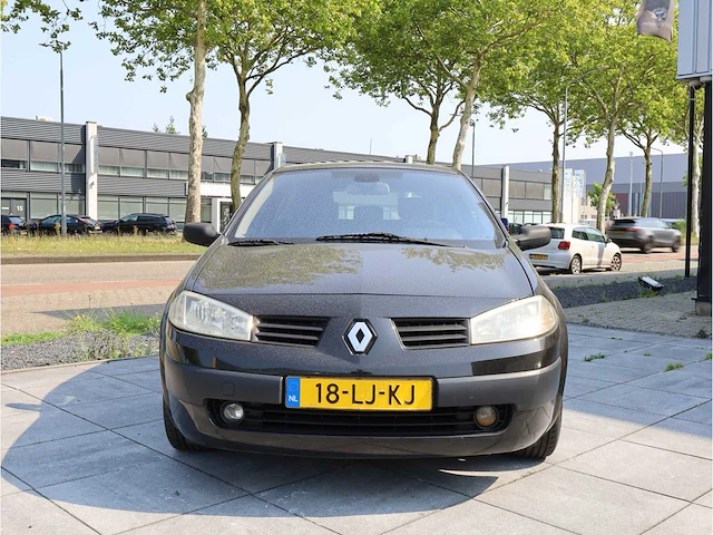 Renault mégane 1.4-16v dynamic comfort 2003, 18-lj-kj - afbeelding 23 van  24