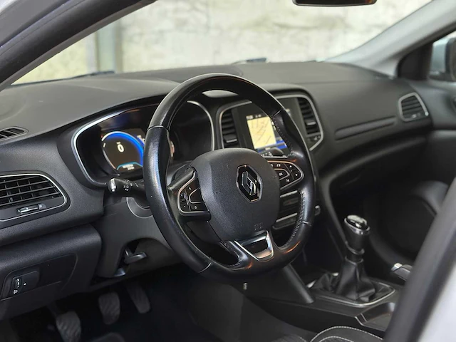 Renault megane 1.5 dci 110pk 2017, pf-201-z - afbeelding 8 van  37