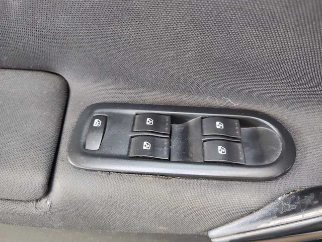 Renault mégane 1.6-16v business l , 47-xr-sr - afbeelding 2 van  17