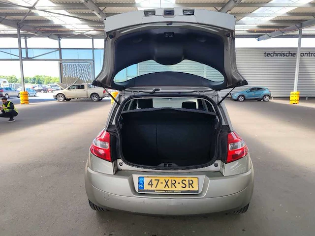 Renault mégane 1.6-16v business l , 47-xr-sr - afbeelding 7 van  17