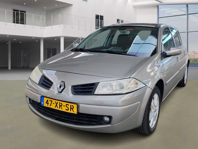 Renault mégane 1.6-16v business l , 47-xr-sr - afbeelding 1 van  17