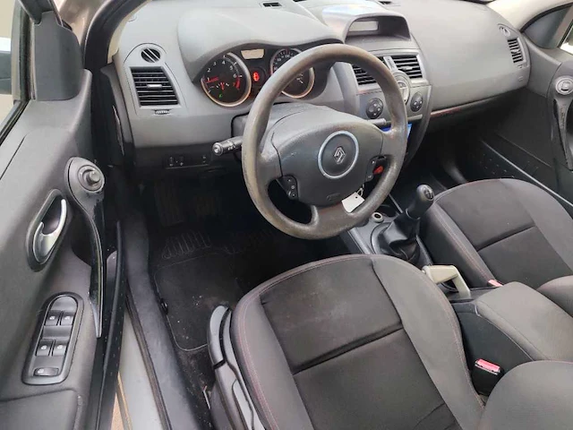 Renault mégane 1.6-16v business l , 47-xr-sr - afbeelding 13 van  17