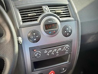 Renault mégane 1.6-16v priv.luxe , 24-rt-bl - afbeelding 3 van  15