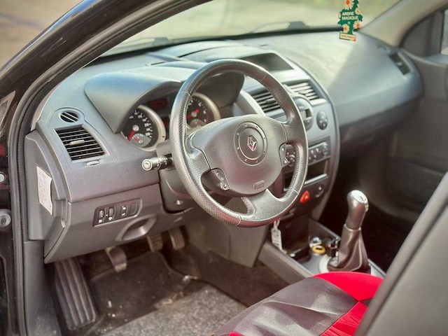 Renault mégane 1.6-16v priv.luxe , 24-rt-bl - afbeelding 15 van  15