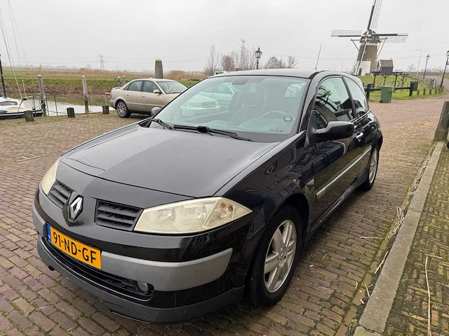 Renault mégane 1.6-16v sport dynam.luxe, 91-nd-gf - afbeelding 1 van  15