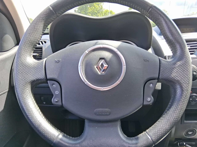 Renault mégane 1.6-16v tech line 2006 | 09-td-rp - afbeelding 9 van  33