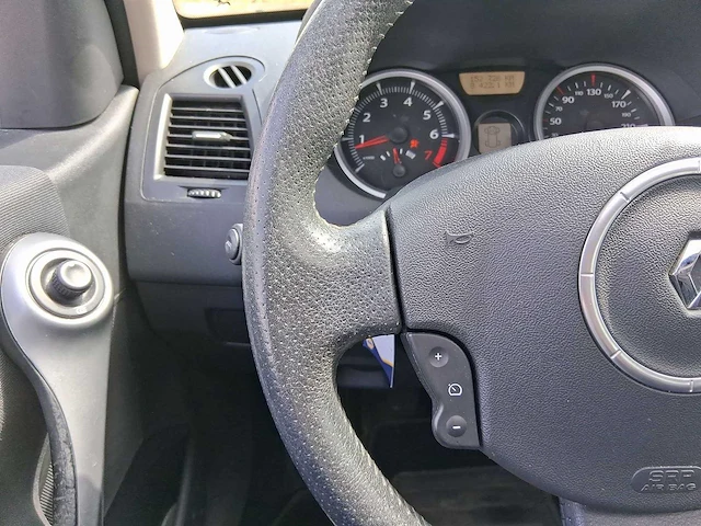 Renault mégane 1.6-16v tech line 2006 | 09-td-rp - afbeelding 11 van  33