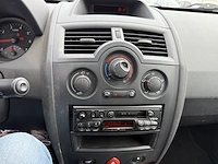 Renault megane, 2004 - afbeelding 3 van  33