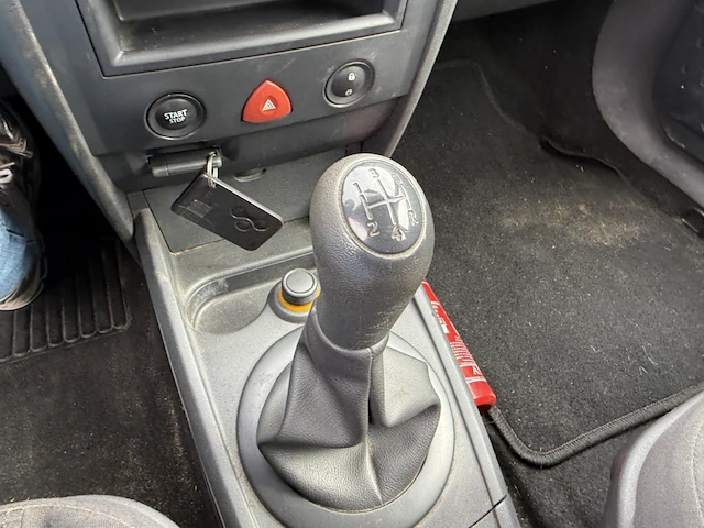 Renault megane, 2004 - afbeelding 5 van  33