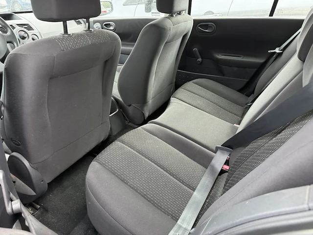 Renault megane, 2004 - afbeelding 11 van  33