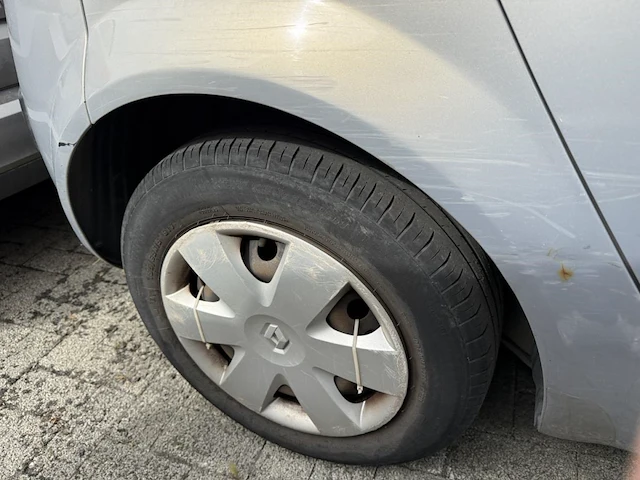 Renault megane, 2004 - afbeelding 25 van  33
