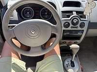 Renault megane, 2005 - afbeelding 2 van  25