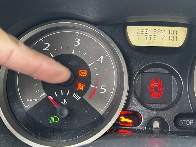 Renault megane berline 2 phase ii 1.5 dci authentique reference,2006 - afbeelding 3 van  38