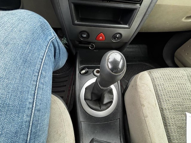 Renault megane berline 2 phase ii 1.5 dci authentique reference,2006 - afbeelding 7 van  38