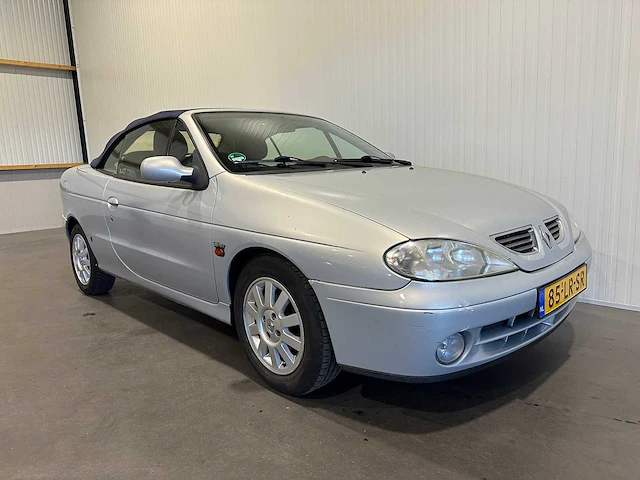 Renault mégane cabrio 1.6-16v aria 85-lr-sr - afbeelding 27 van  27