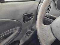 Renault mégane cabrio 1.6-16v dynamique , 71-hj-vg - afbeelding 2 van  18