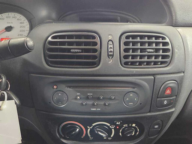 Renault mégane cabrio 1.6-16v dynamique , 71-hj-vg - afbeelding 3 van  18