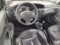 Renault mégane cabrio 1.6-16v dynamique , 71-hj-vg - afbeelding 16 van  18