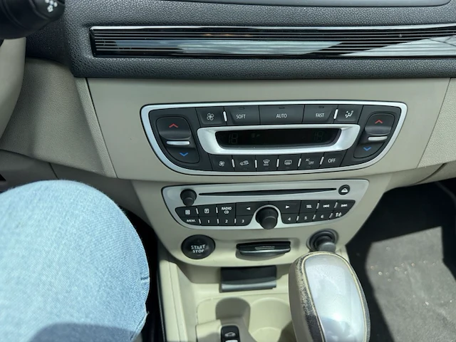 Renault megane cabrio, 2011 - afbeelding 10 van  30