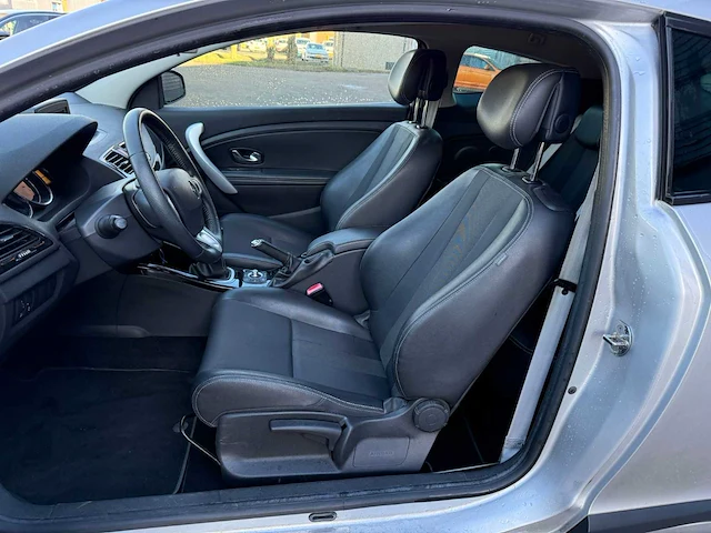 Renault mégane coupé 1.5 dci bose, pp-475-b - afbeelding 16 van  20