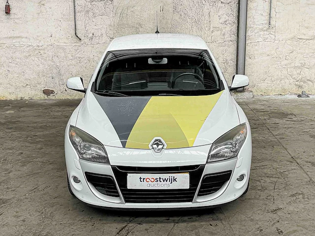 Renault mégane coupé 1.5 dci dynamique 110pk 2011, 41-pbh-1 - afbeelding 24 van  29
