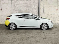 Renault mégane coupé 1.5 dci dynamique 110pk 2011, 41-pbh-1 - afbeelding 28 van  29