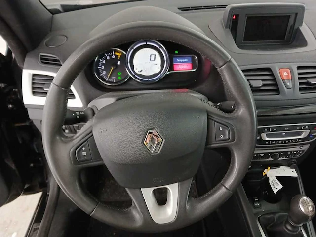 Renault mégane coupé-cabriolet 1.4 tce dynamique , p-142-hp - afbeelding 21 van  22