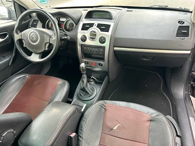 Renault mégane coupé-cabriolet 1.5 dci tech line , 01-lfz-4 - afbeelding 15 van  17